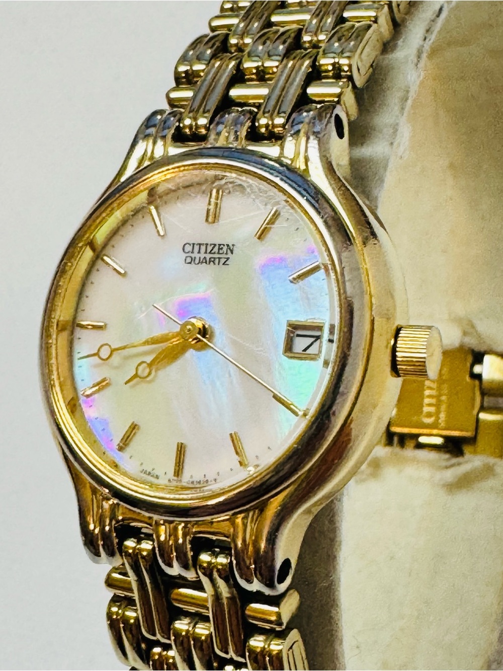 Vintage Citizen Gorgeous Mother Of Pearl Women's Gold Bracelet Watch 6010-G13893 - Picture 4 of 15